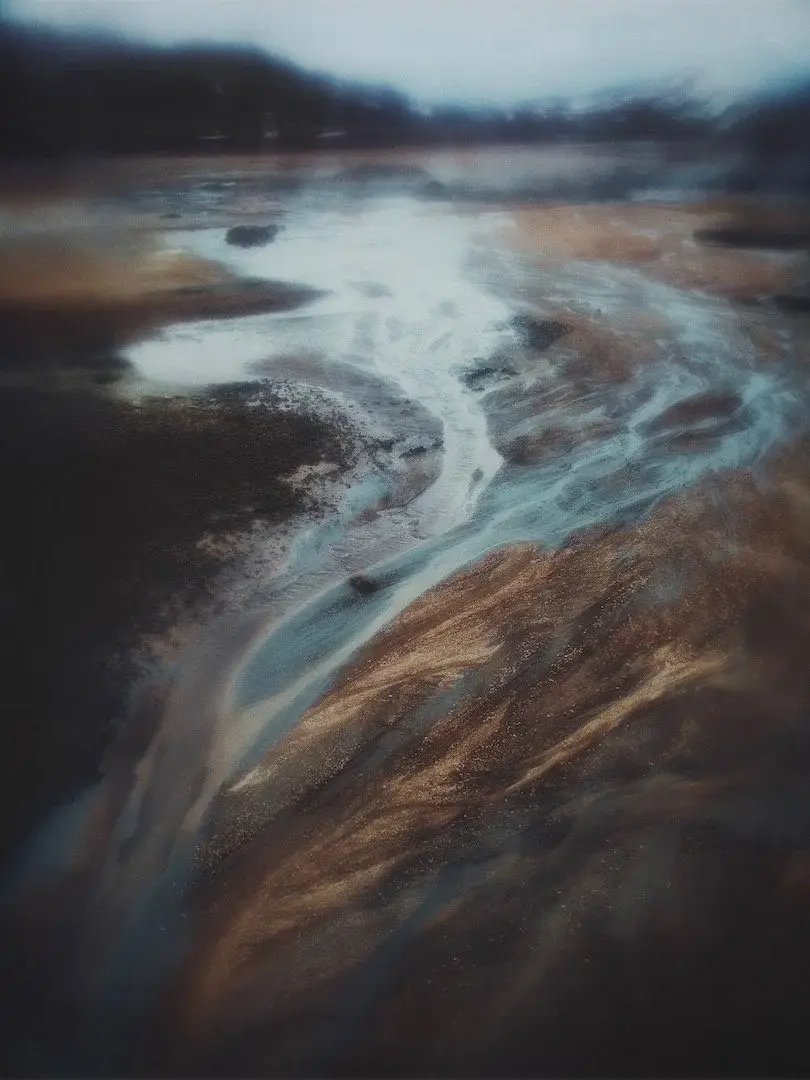 A sound returning late